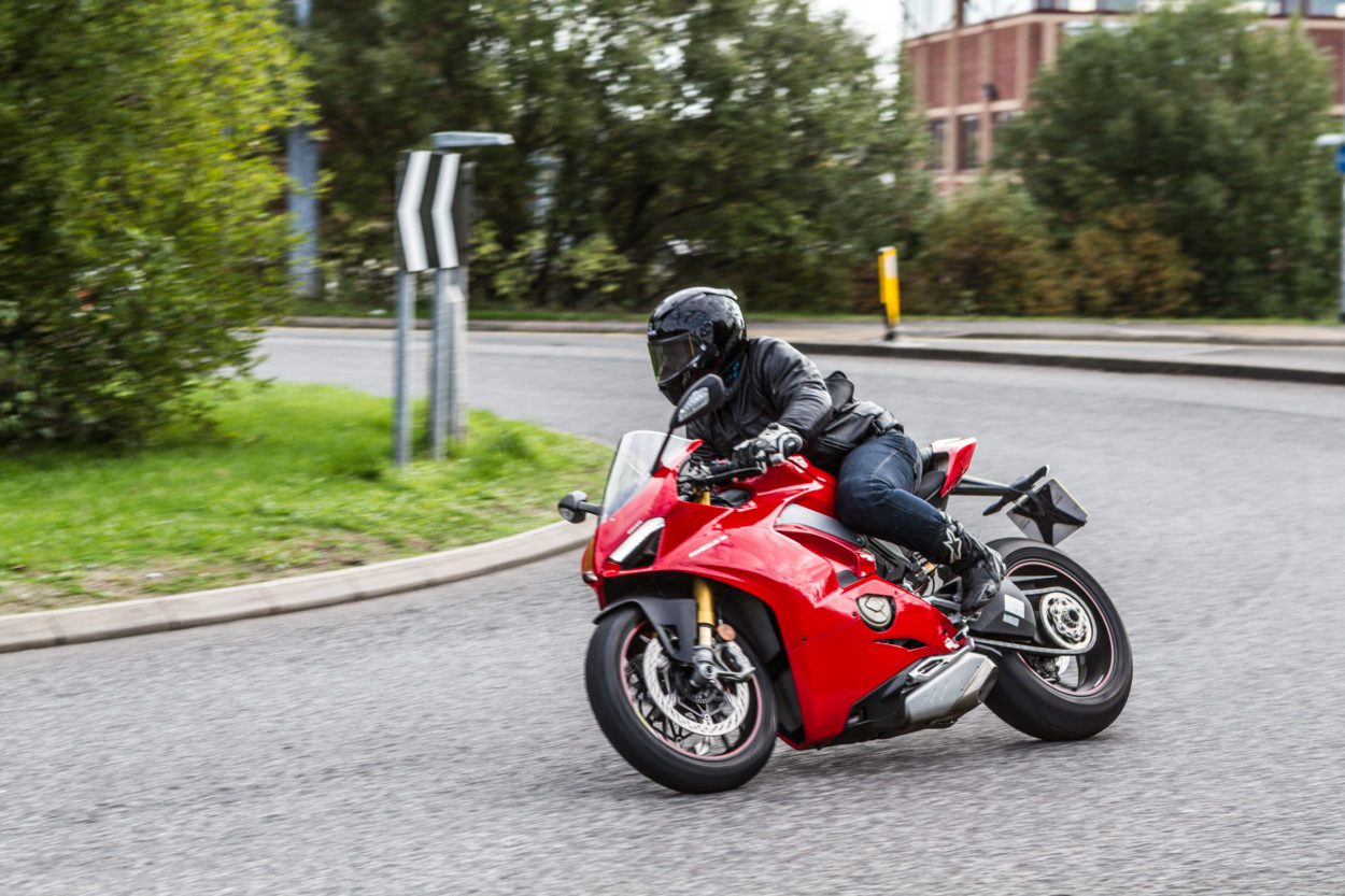 are motorcycle jeans safe?